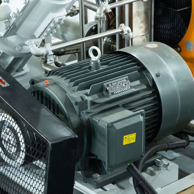 Medium and High Pressure Piston Supercharger