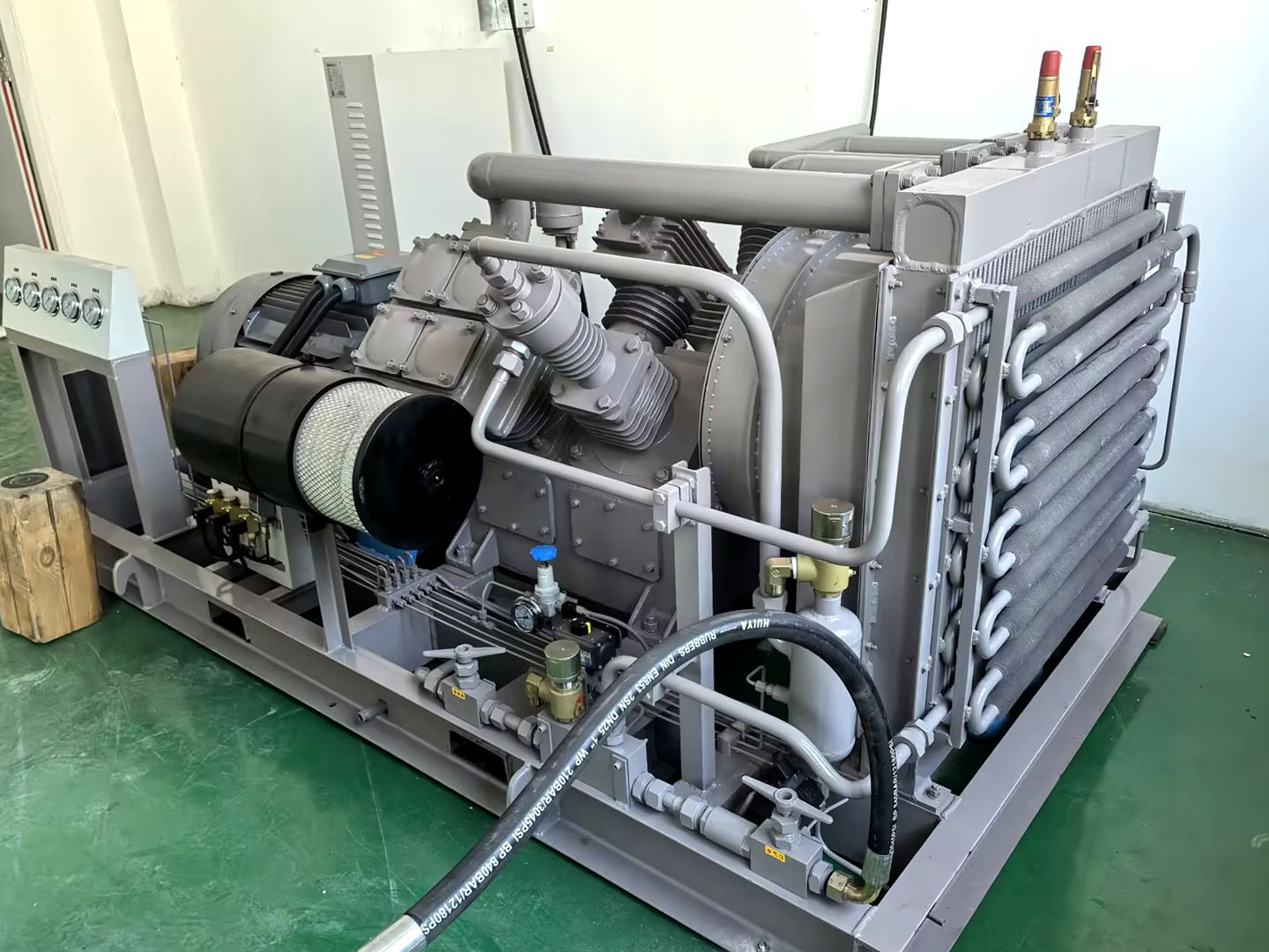 The high-pressure piston machine of Geso helps a key industrial university to reach new heights in scientific research!
